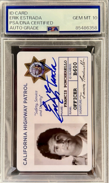 Carte signée Erik Estrada sous boîtier PSA, autographe noté 10